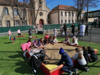 Megújult a Petőfi téri iskola játszótere